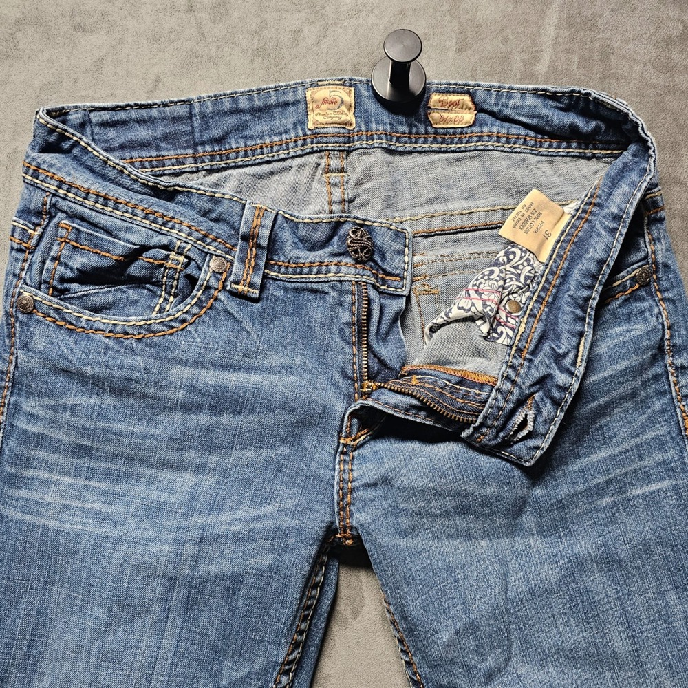 Studio 5 Women Jeans Size 31 Medium Wash Embellished Hemmed (Capri)‎ Cropped Y2K